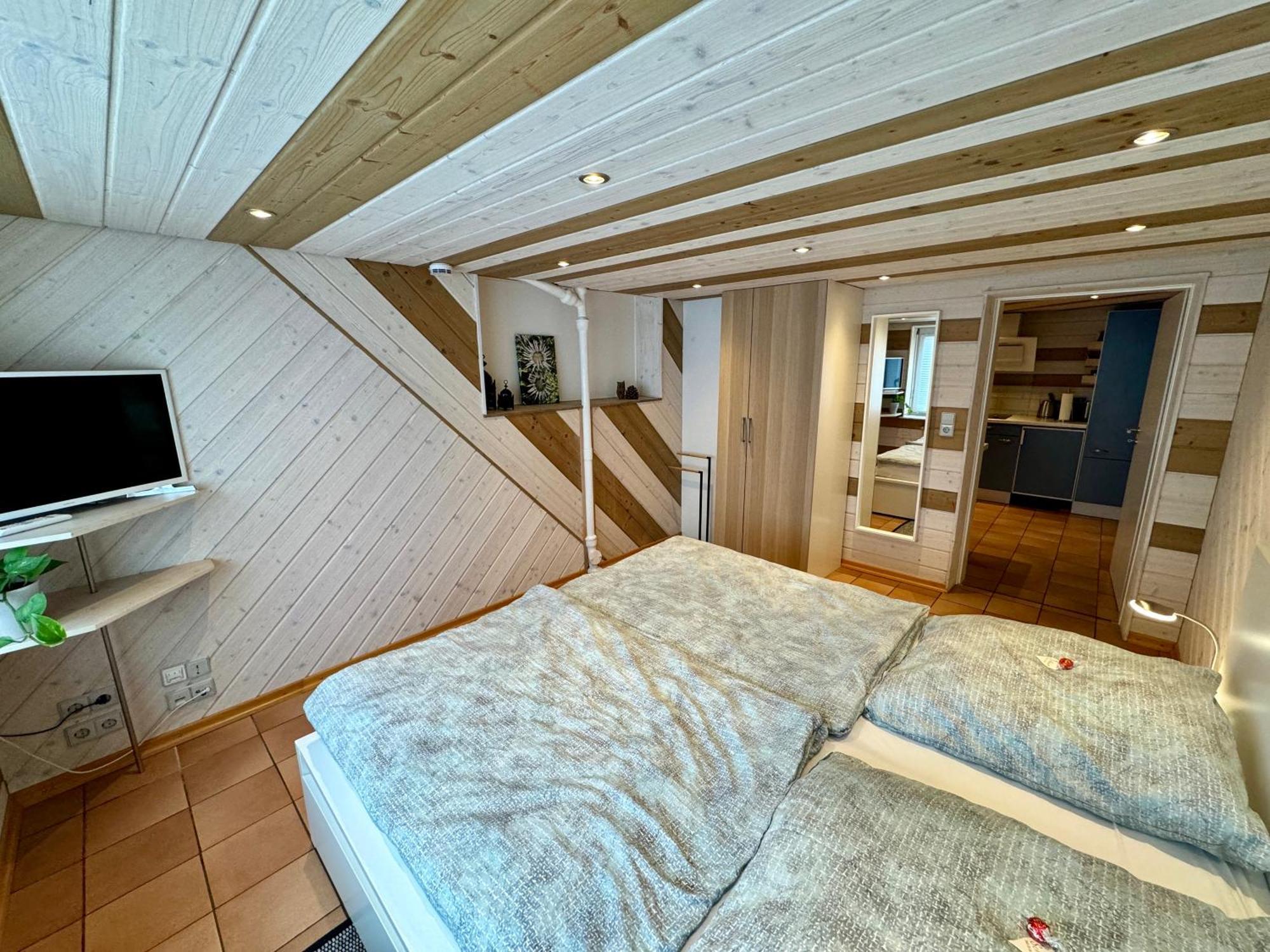 Schwabennestle - Ferienwohnung Albstadt-Onstmettingen Extérieur photo